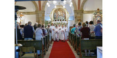 Nachfeier des Mährisch-Neustädter Wachsstockfestes an der Weingartenkapelle (Foto: Karl-Franz Thiede)